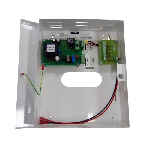 ICP-M120305U, tápegység, 3.000mA, 12V DC, szünetmentes, 5 csat., fémdobozban